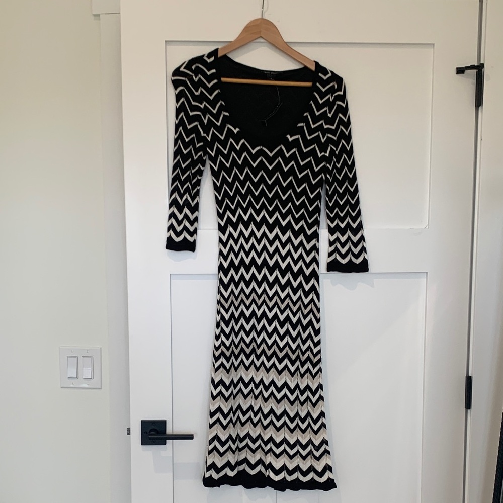 White House Black Market Black with white and tan pattern Long Sleeve Dress
